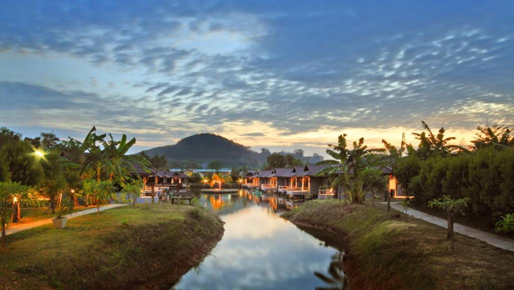 The Villa Laemhin Lagoon Resort Phuket Εξωτερικό φωτογραφία