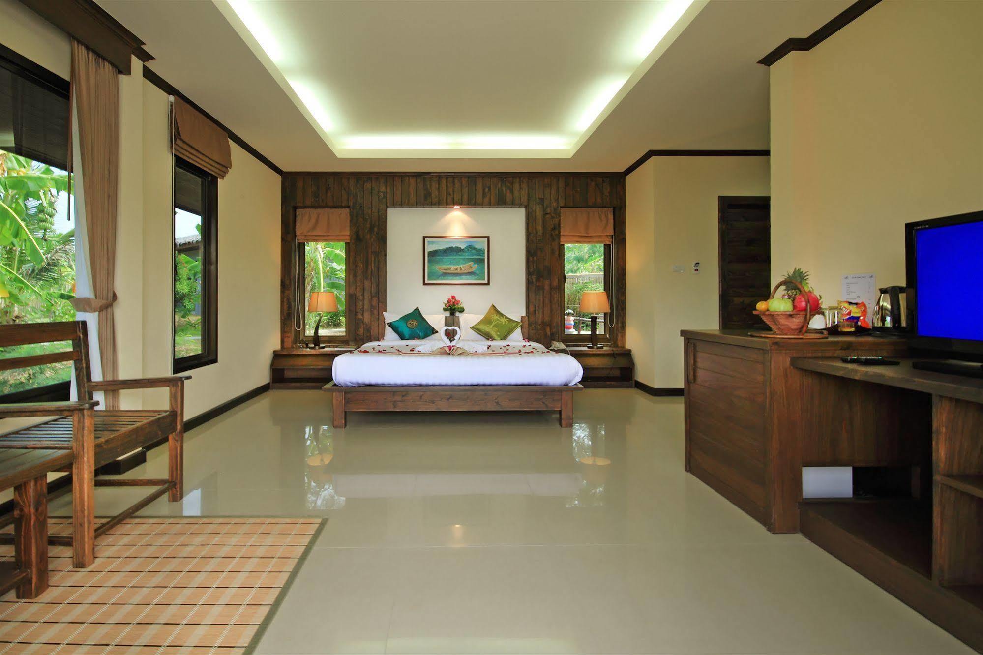The Villa Laemhin Lagoon Resort Phuket Εξωτερικό φωτογραφία