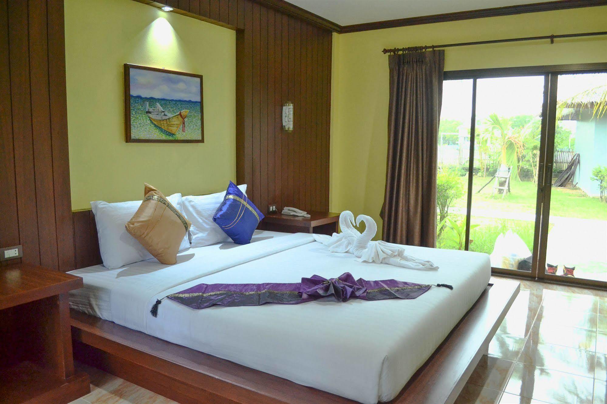 The Villa Laemhin Lagoon Resort Phuket Εξωτερικό φωτογραφία