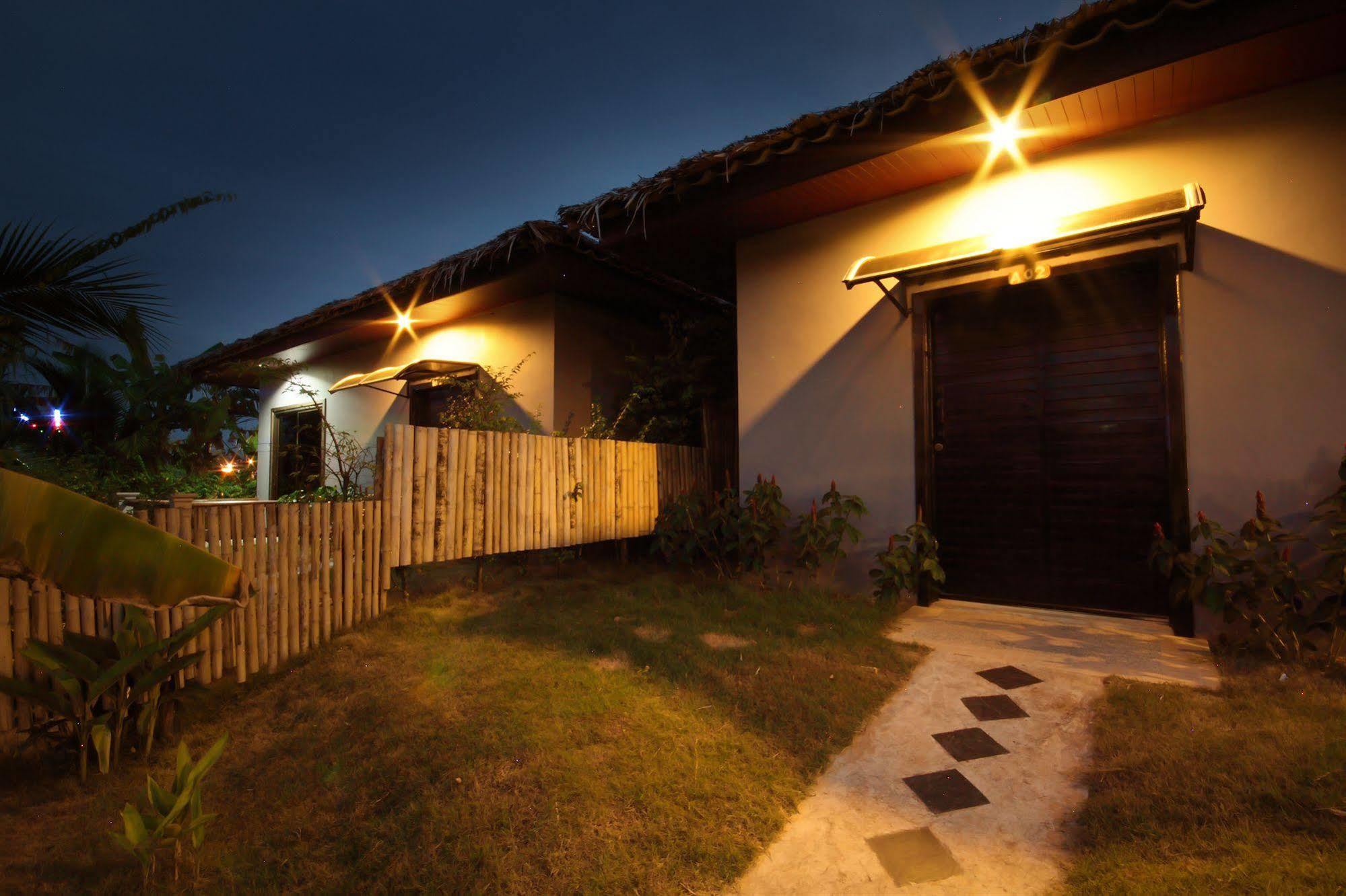 The Villa Laemhin Lagoon Resort Phuket Εξωτερικό φωτογραφία